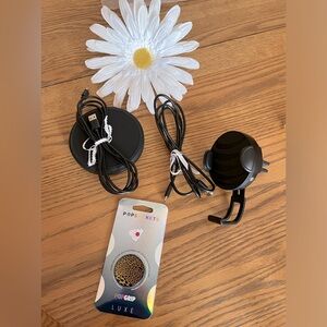 Android Accessories Lot (3) 📲